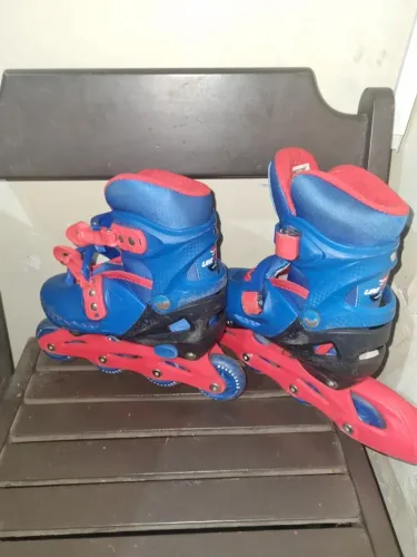 Patinete azul infantil