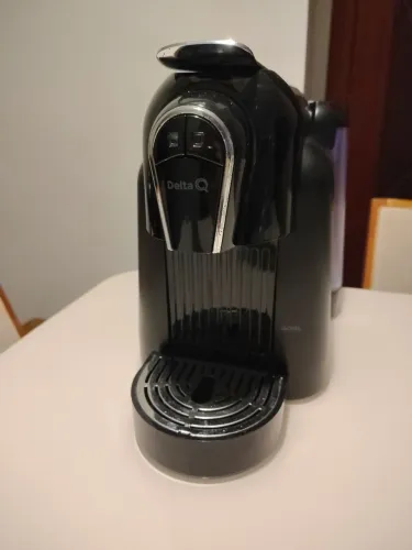 Máquina Espresso Delta Q qool automática
