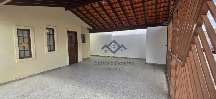 Sobrado com 3 Quartos à venda, 132 m² por R$ 570.000 - Cidade Edson - Suzano/SP