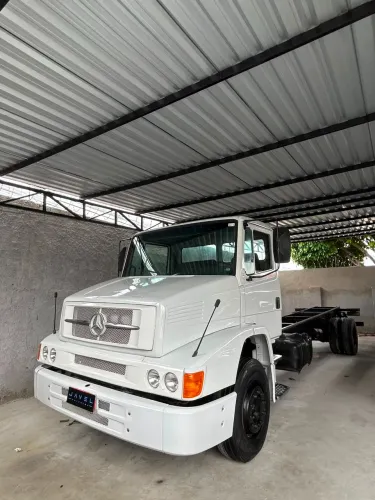 MERCEDES-BENZ L-1318 2p (diesel)