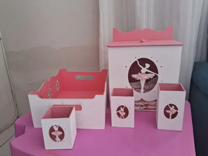 Kit Porta Fralda e higiene do Bebê em MDF 