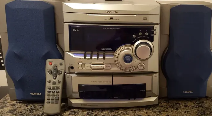 Micro System Toshiba década de 80 (Retirada de peças)