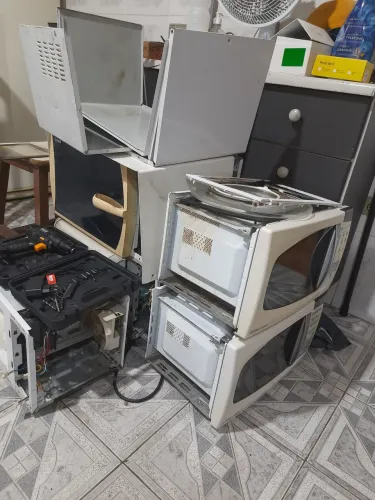 Venda, troca, manutenção, tudo com garantia total a partir de 60 e máximo 300 ! Deixo novo