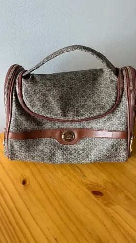 Necessaire