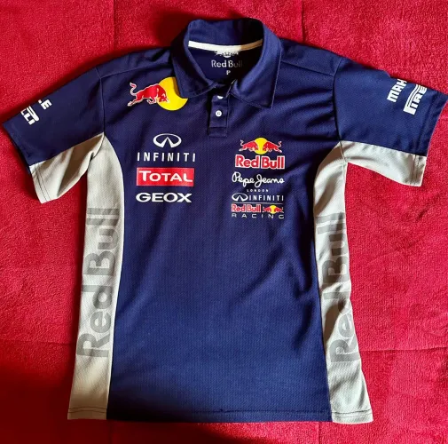 Camisa red bull 