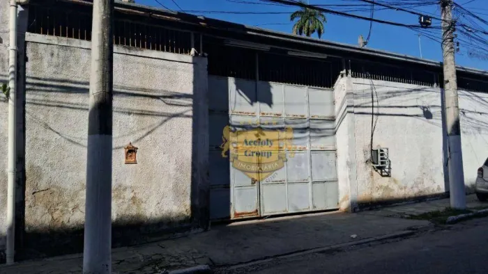 Galpão no Barreto com 950 m², com Pé direito Alto