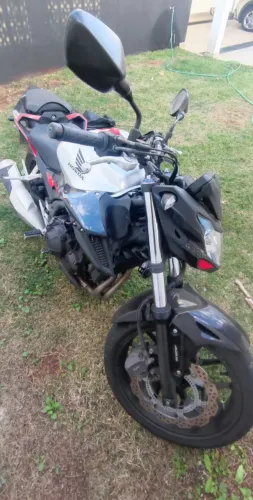CB 500F ano 2020