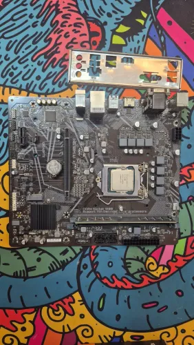 Kit i5 10 400f /Placa mãe Gigabyte /16GB DE RAM DDR 4 3200mhz