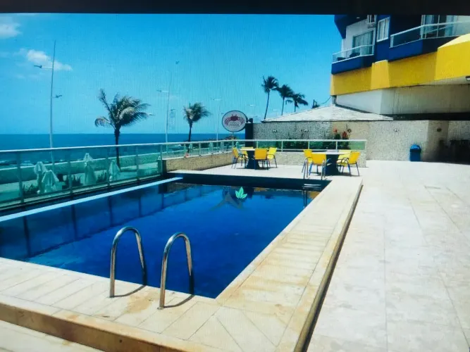 alugo studio na Barra, a  300 metros do Farol da barra