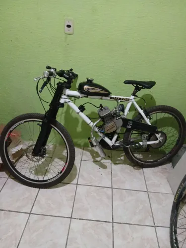 Bicicleta com motor