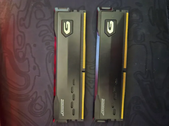 Memória Ram 16gb (2x8) DDR4 3200MHz Geil SuperFrame