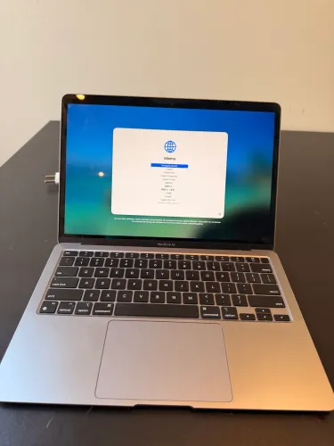 MacBook Air M1