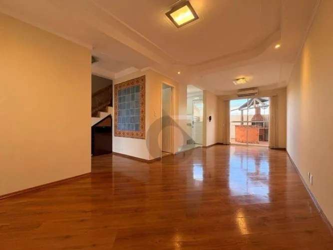 Casa com 3 dormitórios para alugar, 100 m² por R$ 6.690,00/mês - Loteamento Residencial Vi