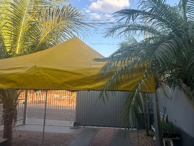 Vendo uma tenda 3x3 aço galvanizado reforçado