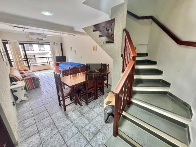Apartamento Duplex para Locação em Ubatuba, Praia Grande, 2 dormitórios, 1 suíte, 2 banhei