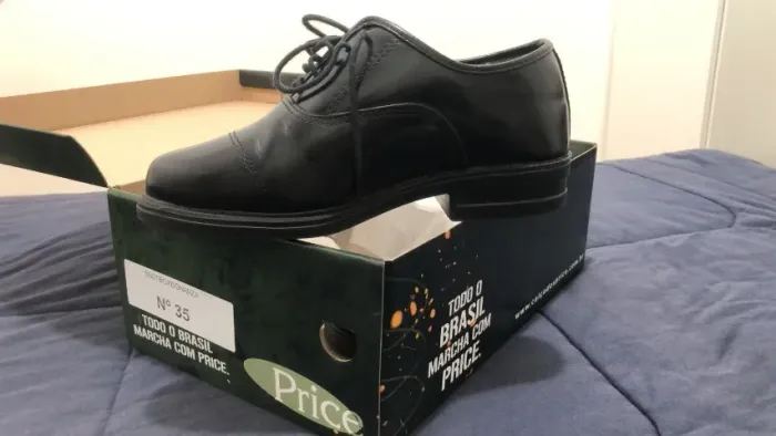 Sapato tipo militar marca Price nº 35