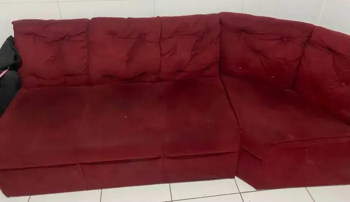 Estante de sala - 200,00 sofá - 50,00
