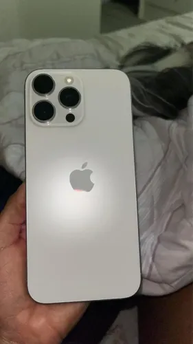 Vendo iPhone 16 pro Max 
