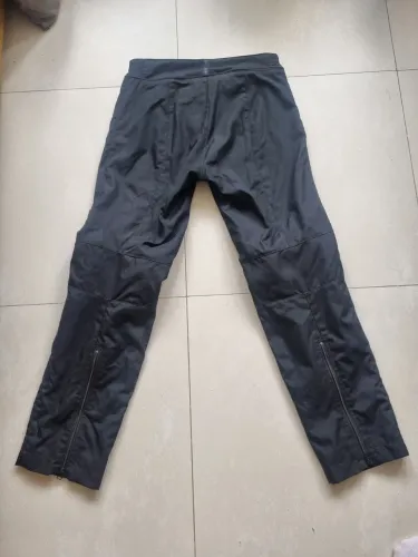 Calça para moto Dainese tamanho 50 - veste 40 - com forro térmico