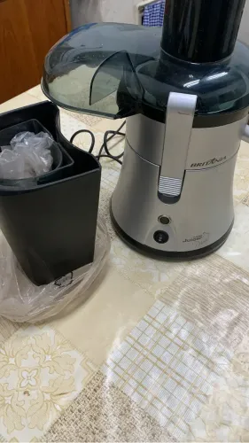 Estratror de suco semi novo