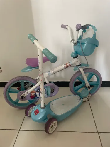 Bicicleta e patinete