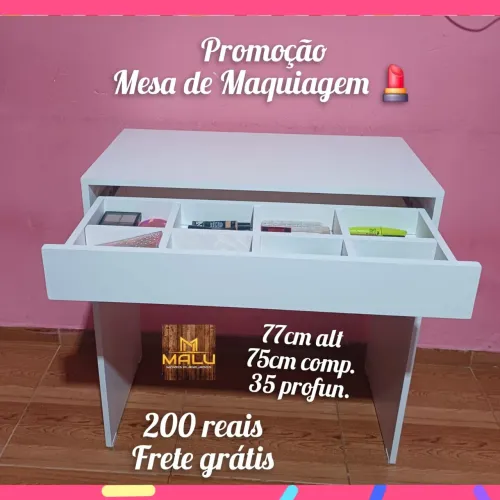 Mesa de maquiagem 
