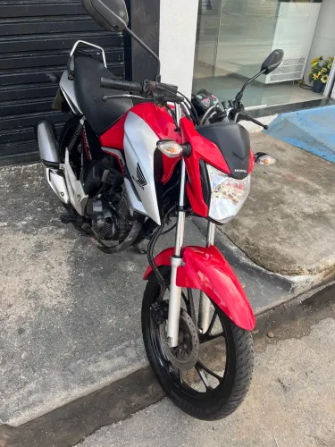 Titan 160 2023 Vermelha