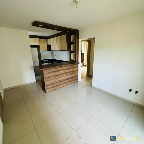 Apartamento à venda com 2 dormitórios, 1 vaga, Nossa Senhora das Graças, Caxias do Sul, RS