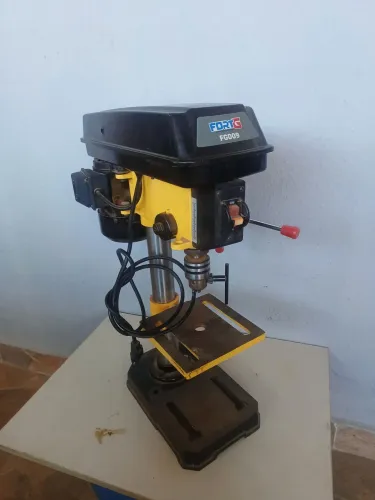 Furadeira de bancada 350W