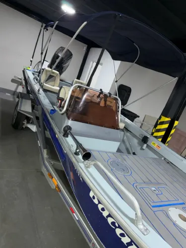 Vendo Barco Levefort
