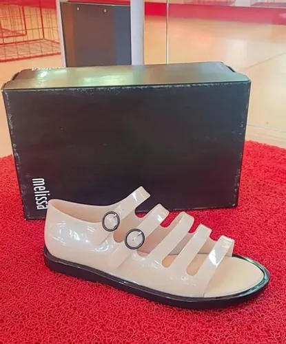 Melissa  Original n 38 40$