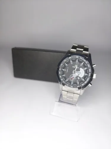 Relógio Weiguan Prata Resistente à Água com Pulseira de Aço Inoxidável e Data Funcional