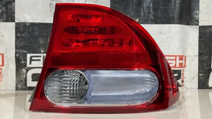 Lanterna New Civic Direita