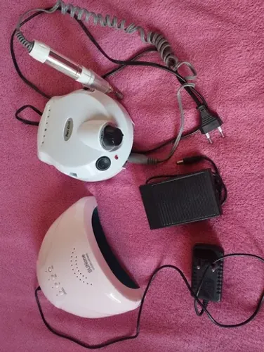 Kit de unha em gel.