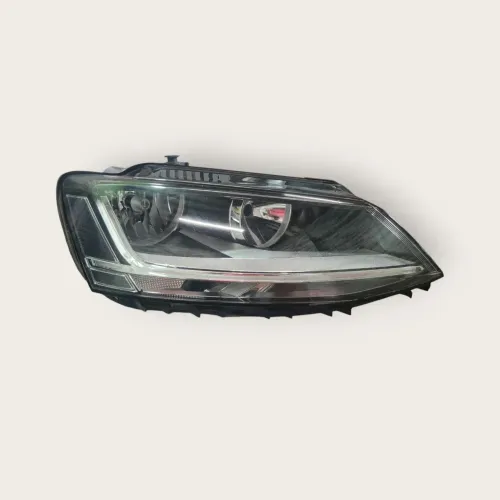 Farol Vw Jetta 11/14 C/ Led