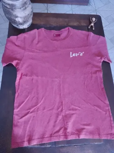 Camiseta LEVI'S vermelha P