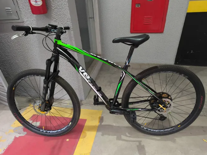 Bicicleta Venzo - Aro 29 - Shimano Deore