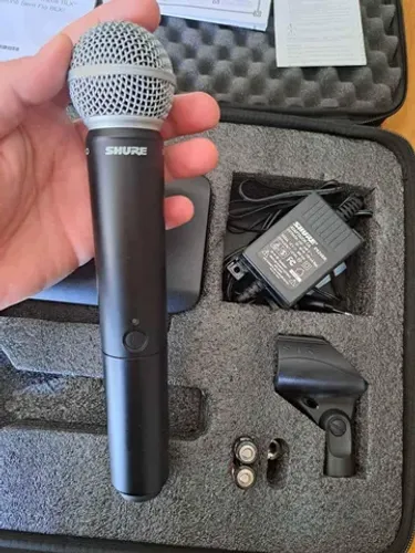Sistema De Microfone Sem Fio De Mão BLX-24BR/SM-58 M15 - Shure