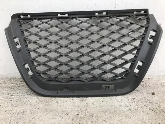 Grade Parachoque Dianteiro Mitsubishi Tr4 2012 Cp19092509