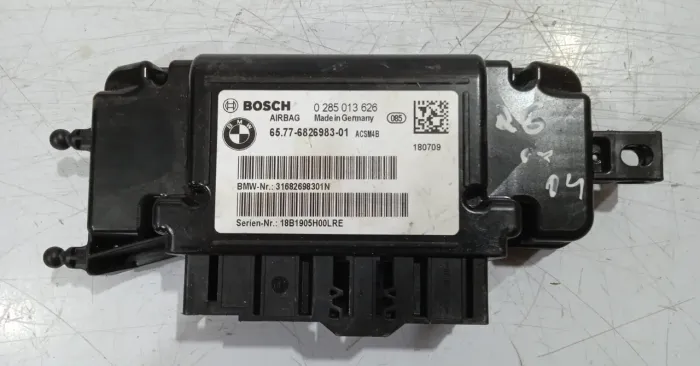 Módulo de airbag BMW 320 2019 / 6826983-01    