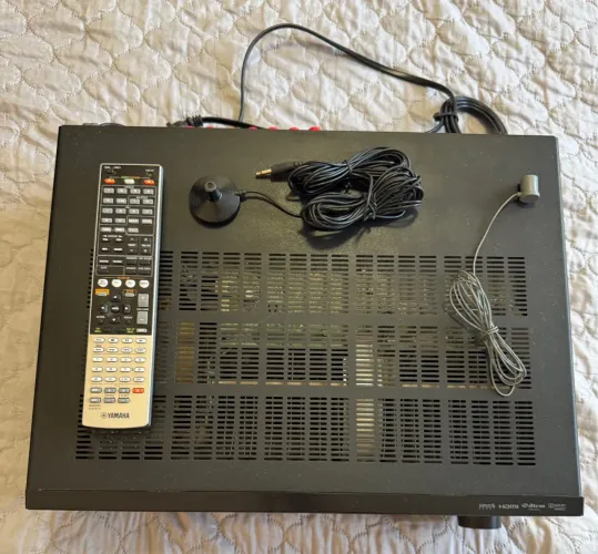 Receiver Yamaha RX-V667 7.2 Canais Com HDMI