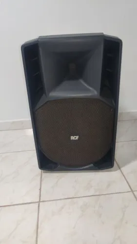 Caixa de Som RCF ART 725 Bivolt