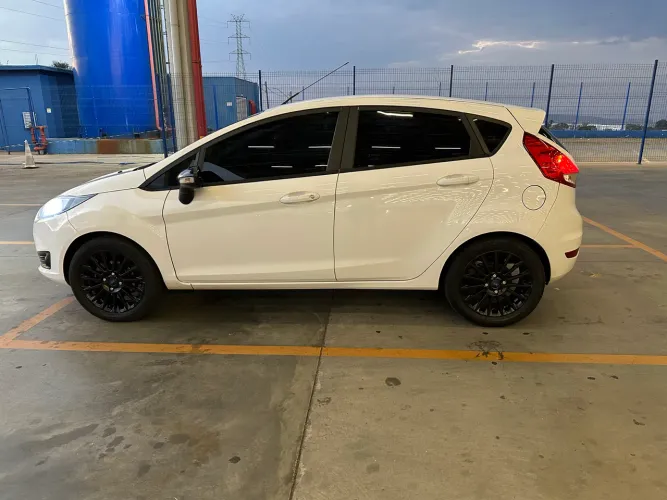 Ford Fiesta SE Style 1.6 16V Flex Mec. 5P 2017