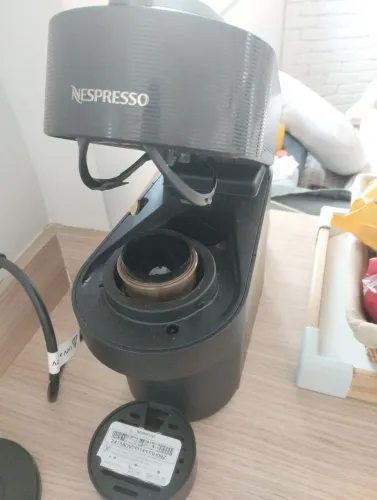 Máquina de café Nespresso Vertuo Pop