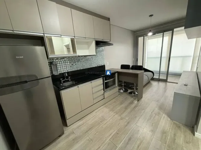 Apartamento MOBILIADO p/ LOCAÇÃO - 39m², 1 dormitório, 1 Vaga - MOBILIADO COM AR CONDICION
