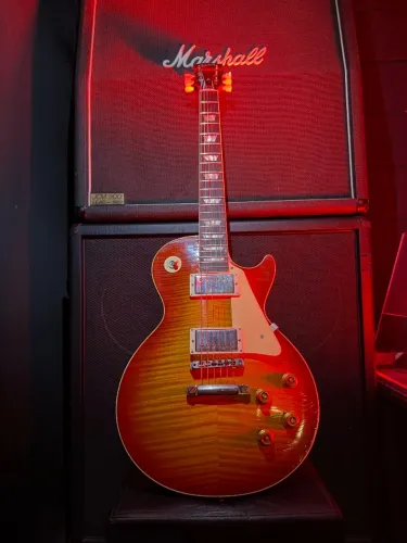 Gibson Les Paul Custom Shop Murphy Lab Ultra Light Aged 59 Washed Cherry