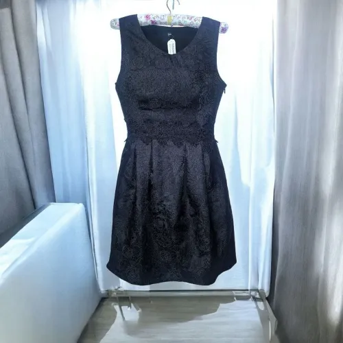 Vendo roupa vestido preto