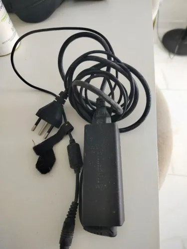 Carregado original Samsung para notebook!