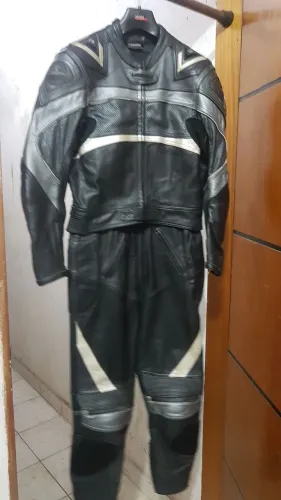Macacão em couro legítimo para motociclistas 