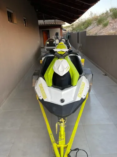 Jet ski Sea Doo Spark 2023 